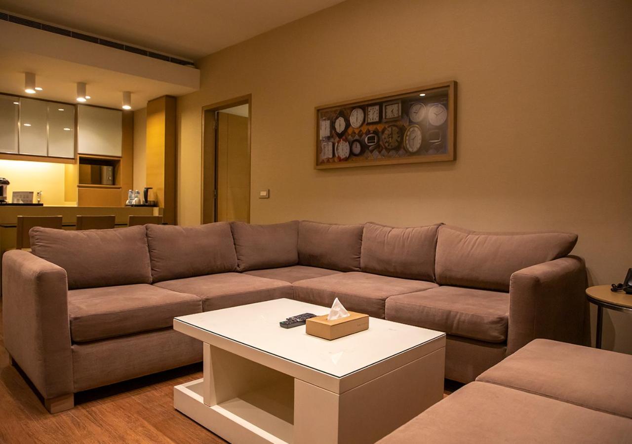 Saifi Suites Hotel Beirut Exterior photo